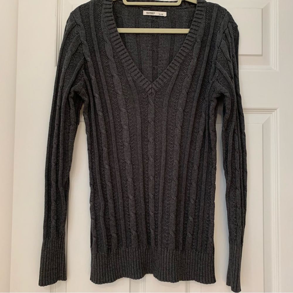 🔵 2/$22❗️Old Navy V Neck Cable Knit Heather Gray Size Large